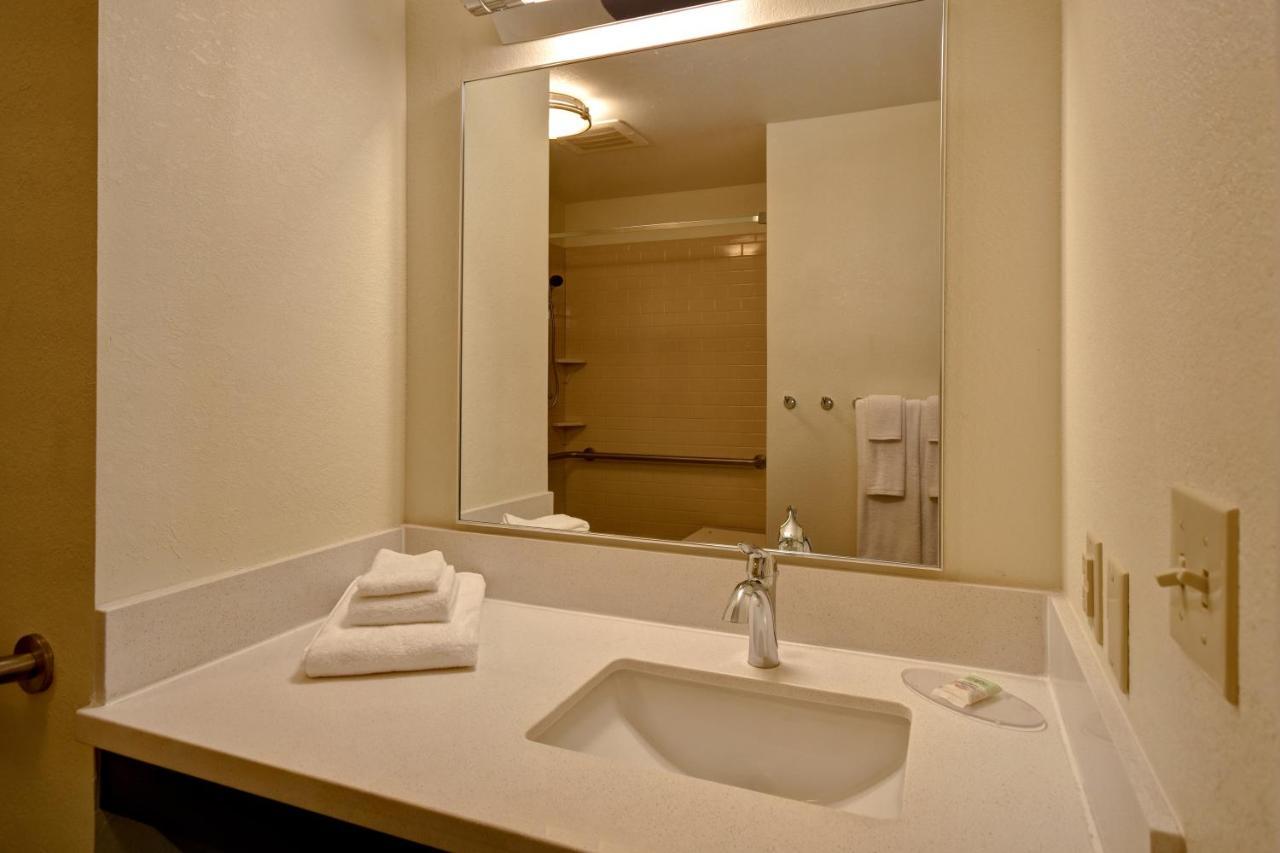 Candlewood Suites Carrollton By Ihg Εξωτερικό φωτογραφία